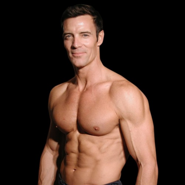 the-man-who-changed-fitness-p90x-inventor-tony-horton_thumbnail.png